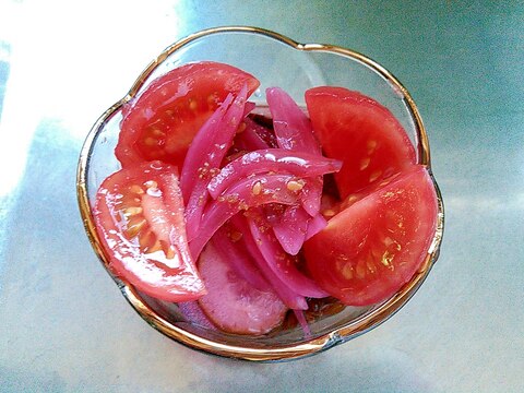 もずくと彩り野菜の酢の物